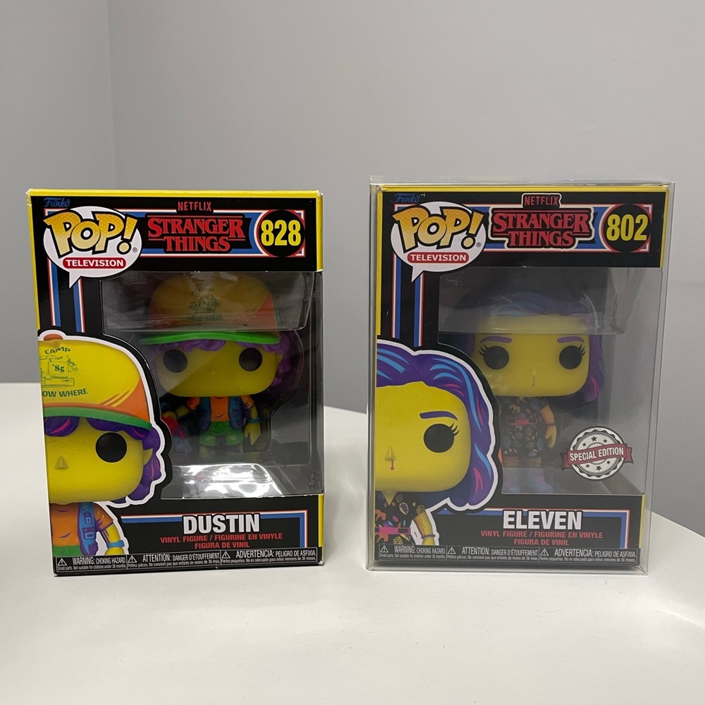 Funko Pop! Stranger Things Eleven + Dustin - Black Light Edition